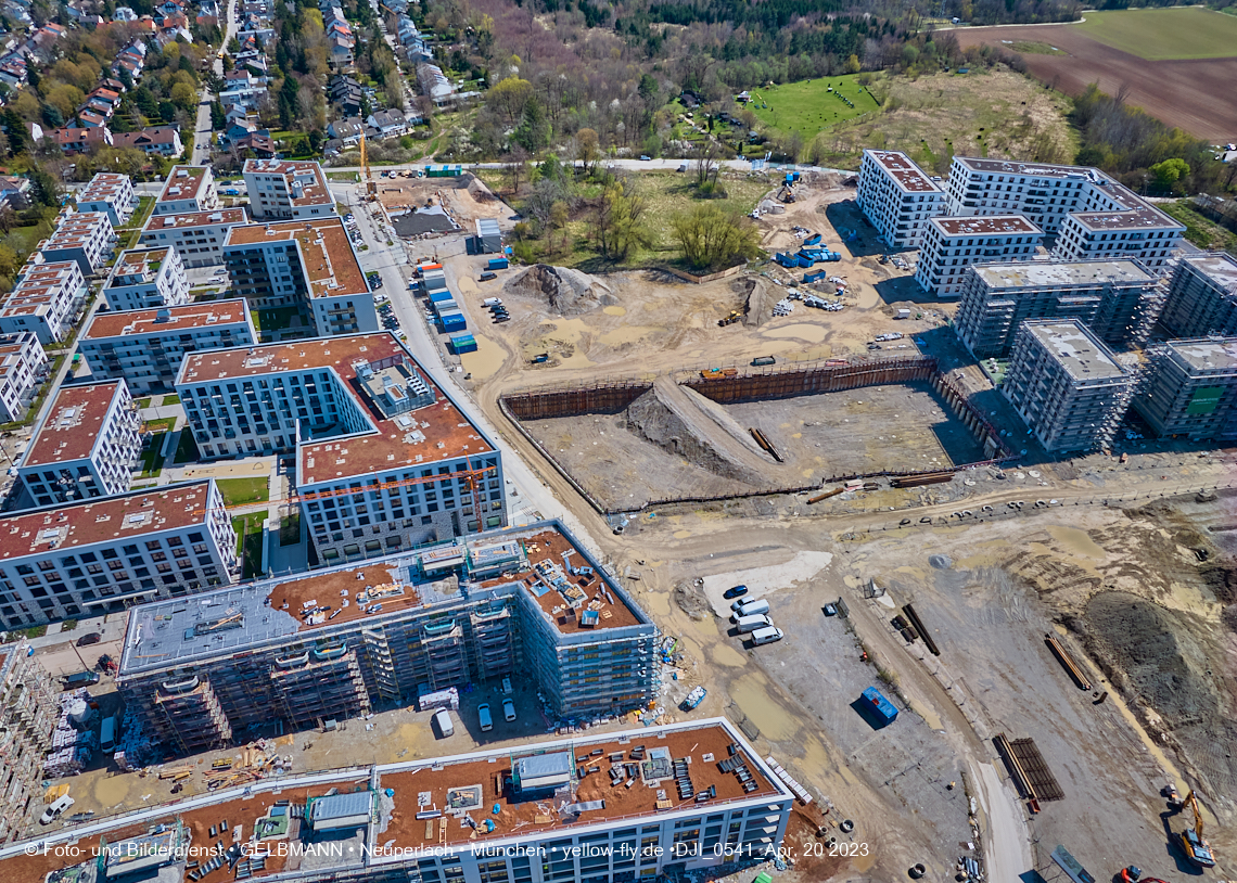 21.04.2023 - Luftbilder von der Baustelle Alexisquartier und Pandion Verde in Neuperlach
